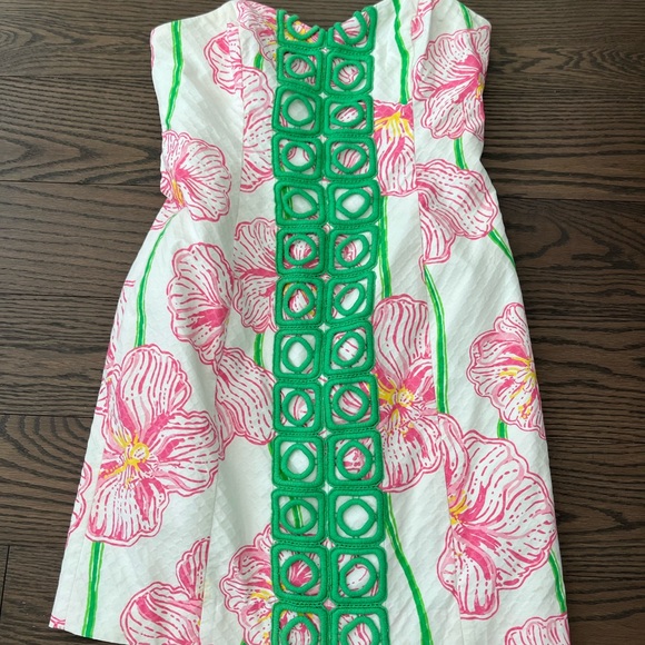 Lilly Pulitzer Dress in size 4 - Picture 2 of 2